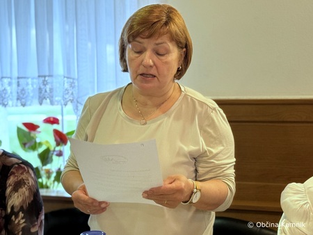 04-Obcni zbor Drustva podezelskih zena Tuhinjska dolina (15)